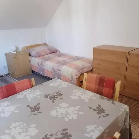 V Apartmanu * Mladkov
