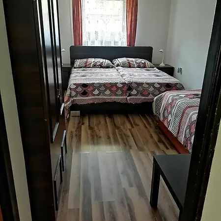 Kır Evi V Apartmanu *